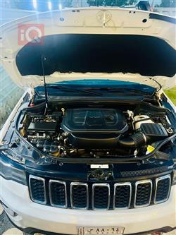 جيب جراند شيروكي